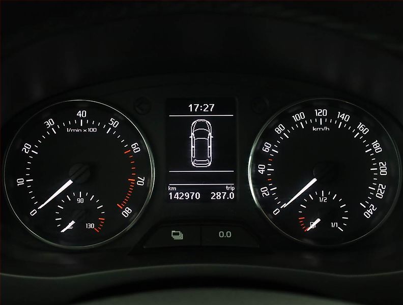Škoda Fabia (2014) Ambiente 1.2 TSI, Serv.kniha - fotka 8 z 17