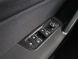 Volkswagen Touran (2018) 2.0 TDI, Automat, 7 míst - náhled 15