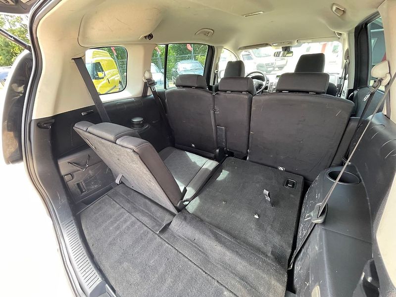 Mazda 5 2.0MZR-CD *105KW*7.MÍST*EL.DVE - fotka 22 z 36