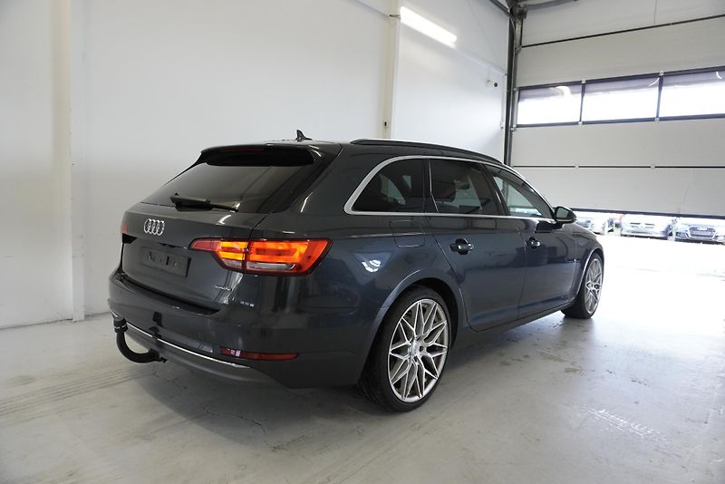 Audi A4 (2016) 2.0 TDI 140kW QUATTRO S TRONIC - fotka 7 z 37