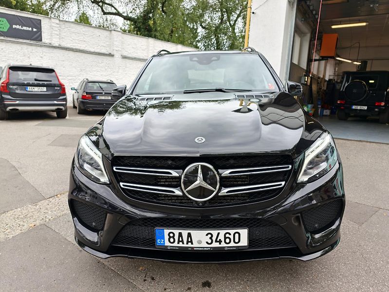 Mercedes-Benz GLE 350d 4M Plná výbava,2.maj - fotka 2 z 34