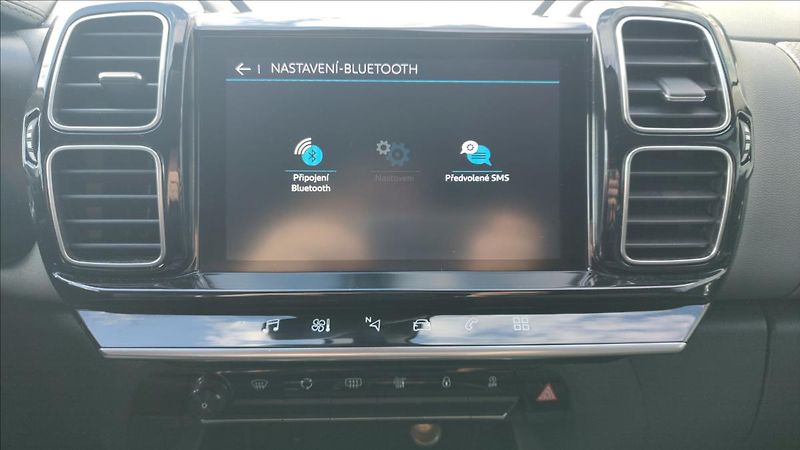 Citroën C5 Aircross 1,5   Feel BHDi EAT8 ČR - fotka 14 z 19