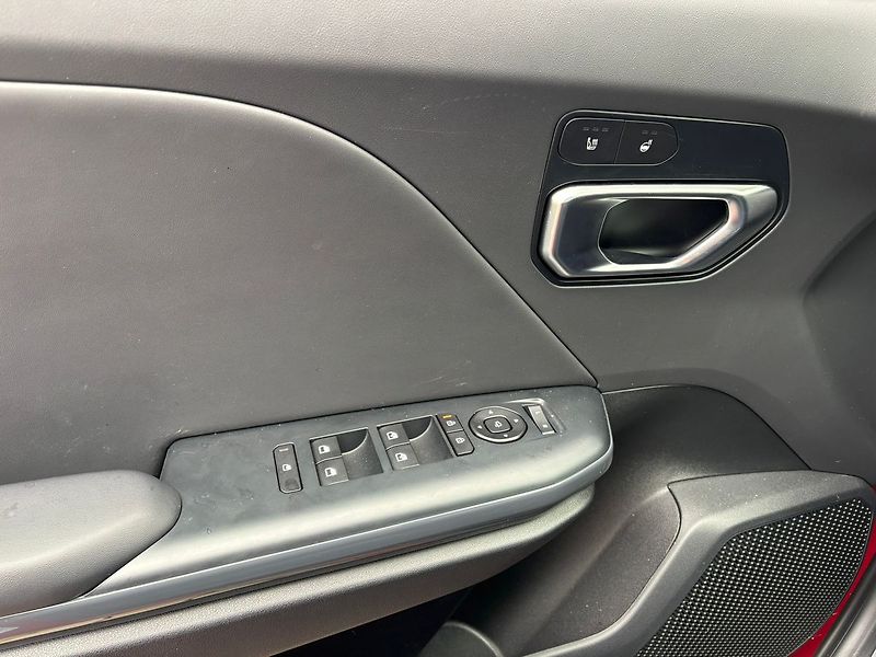 Kia Ostatní HB 1,6 T-GDi GPF 7DCT TOP 132 - fotka 14 z 18