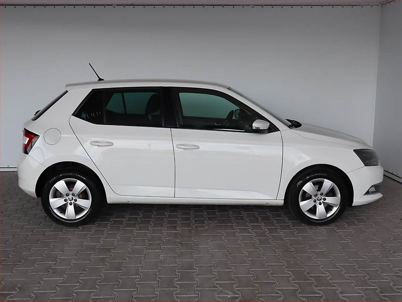 Škoda Fabia (2016) 1.2 TSI, Tempomat - fotka 6 z 19