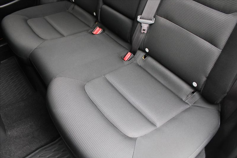 Mazda CX-5 2,5 i  1MAJ,A/T,4x4,REVOLUTION - fotka 29 z 47