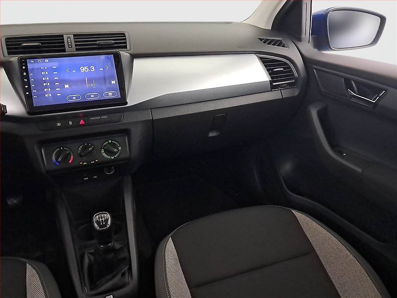 Škoda Fabia (2017) Ambition 1.0 TSI - fotka 8 z 17