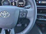 Toyota C-HR 2,0 HEV Executive - náhled 15