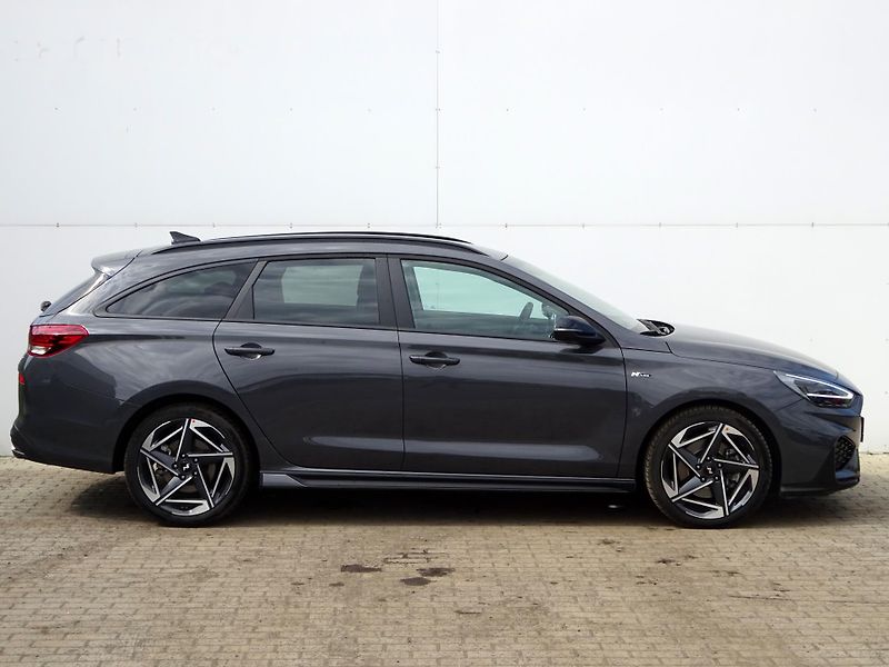 Hyundai i30 1.5 T-GDI 103kW DCT N-Line - fotka 3 z 20