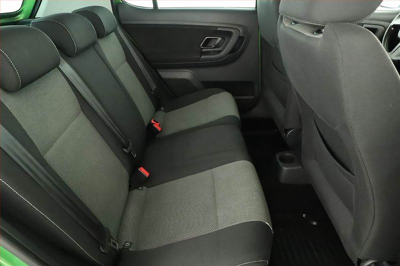 Škoda Fabia (2011) Sport 1.2 TSI, oblíbený vůz - fotka 7 z 12