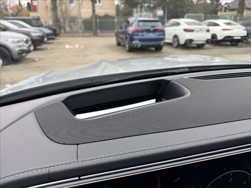 Mercedes-Benz GLS 450d AMG 4Matic - fotka 25 z 40