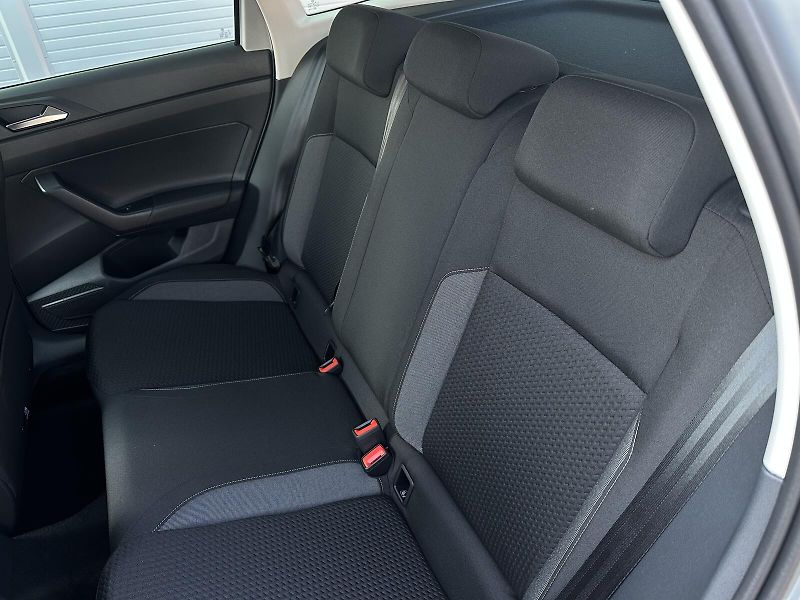 Volkswagen Taigo 1.0TSi 95PS App-Connect VÝHŘEV - fotka 32 z 37