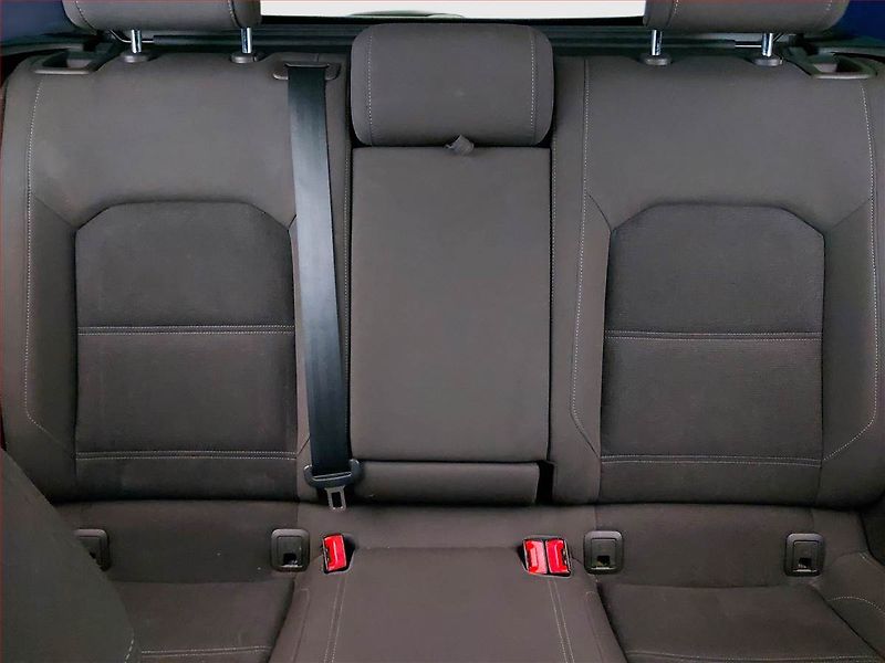 Volkswagen Passat (2015) 2.0 TDI, Automat, Serv.kniha - fotka 10 z 19