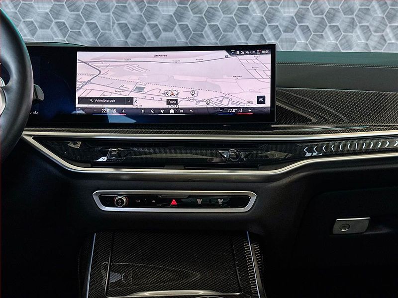 BMW X7 (2024) xDrive40i - fotka 8 z 25