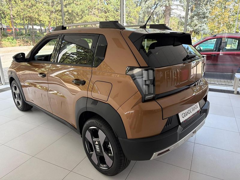 Fiat Grande Panda (2026) La Prima 1.2 Turbo Hybrid 110k - fotka 9 z 12
