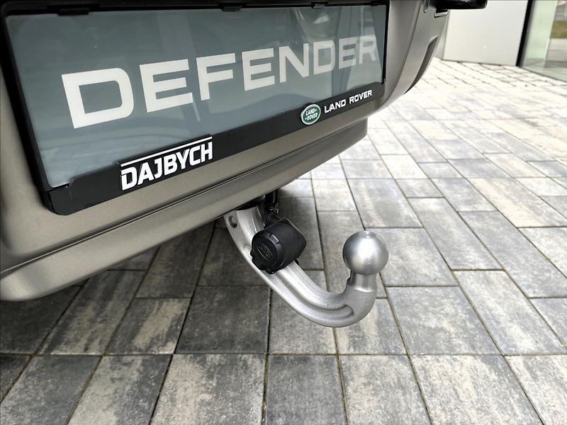 Land Rover Defender (2026) 110 D250 X-DYNAMIC SE - fotka 8 z 34
