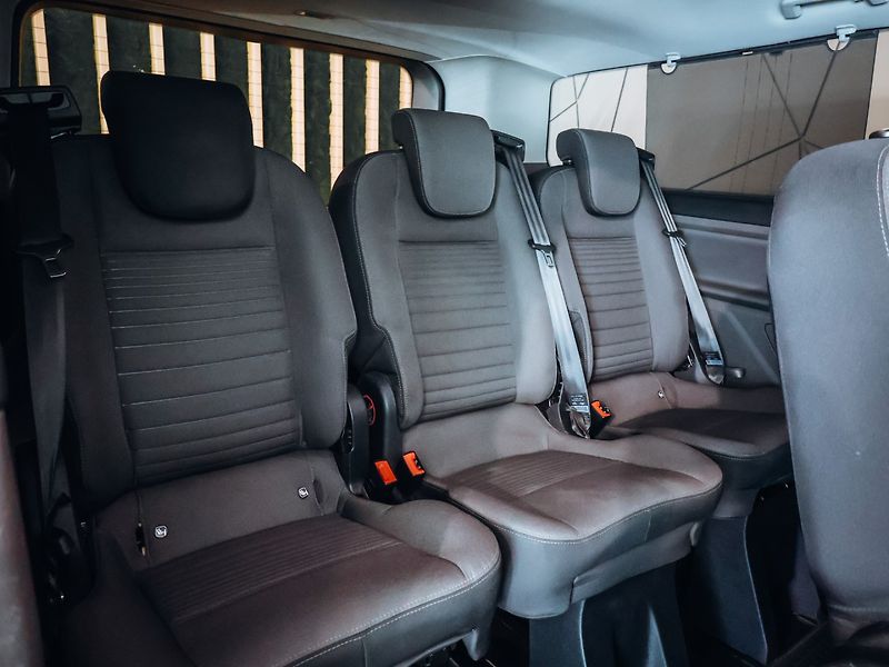 Ford Tourneo Custom 2.0TDCi Titanium AT 125 kW L2 - fotka 23 z 27