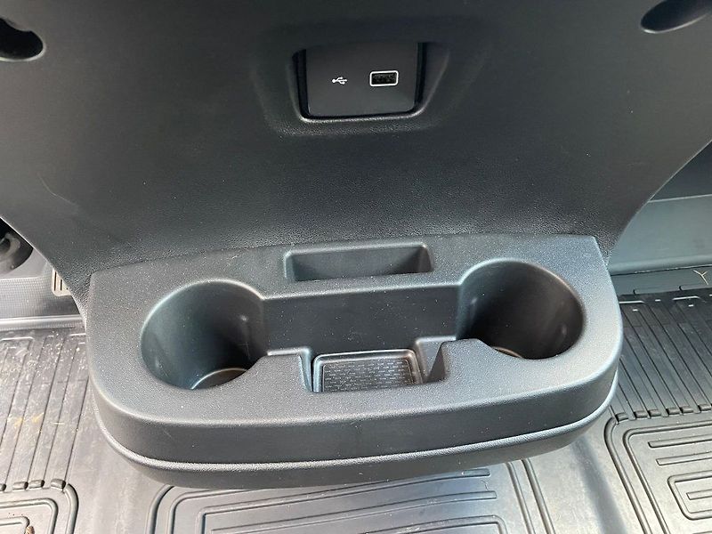 Toyota Proace Max Full Electric (110kWh) - fotka 22 z 25