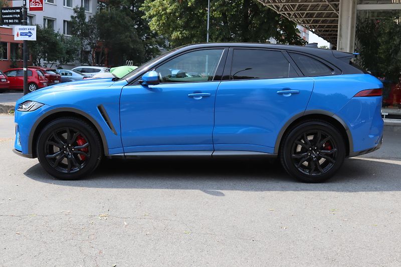 Jaguar F-Pace SVR 5.0 V8 AWD 405kW DPH - fotka 15 z 50