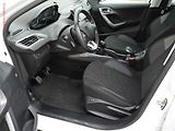 Peugeot 2008 (2017) 1.2PT, 2.maj,ČR, Active - náhled 9