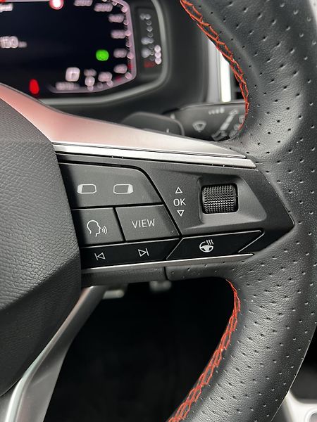 Seat Ateca 1.5TSI DSG FR Webasto DPH - fotka 11 z 30