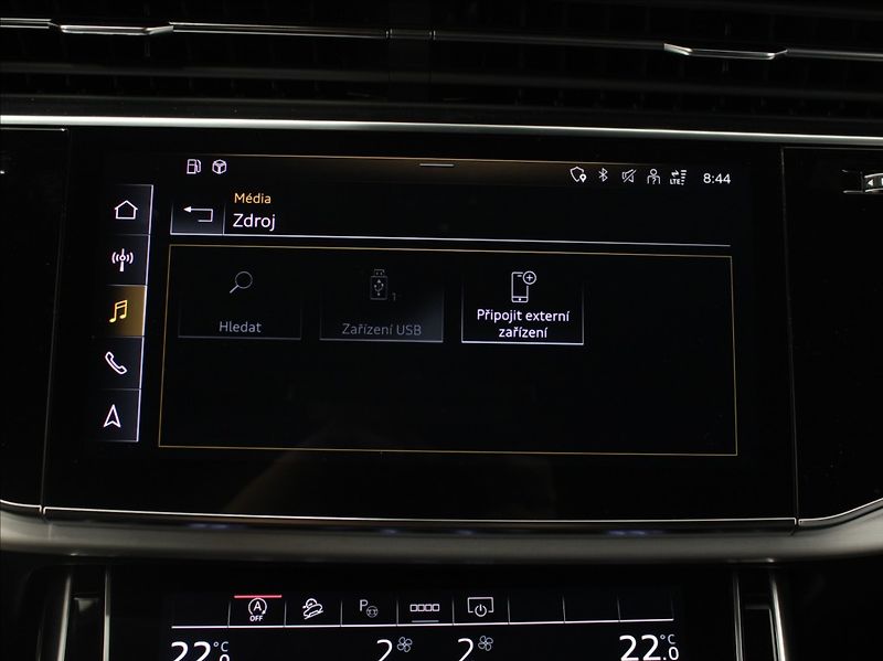 Audi Q7 3,0 50TDi S-Line 63tkm. ČR - fotka 11 z 32