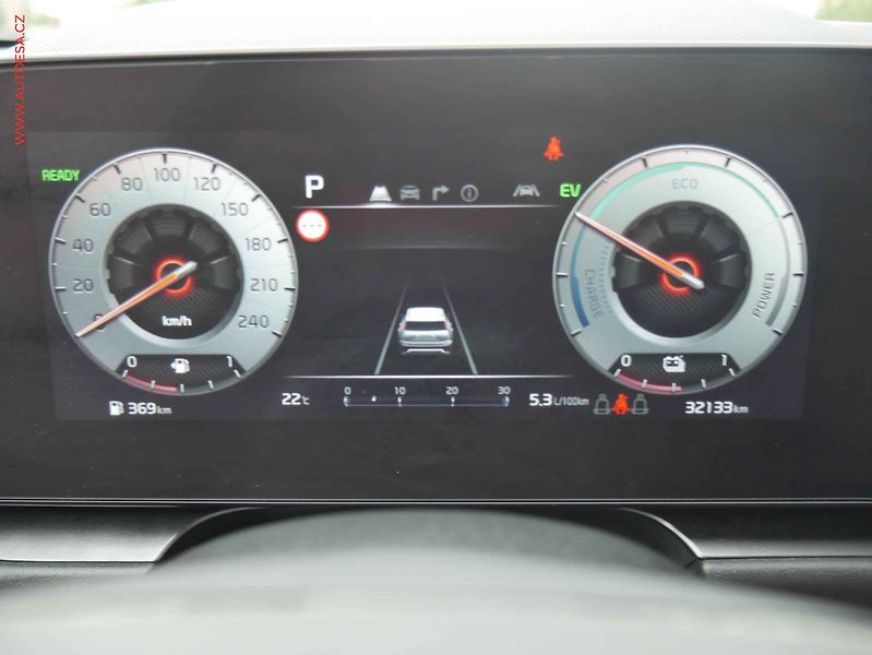 Kia Niro (2022) 1.6 GDi HEV, ČR, AT, LED - fotka 12 z 24