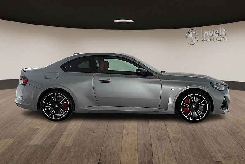 BMW Řada 2 M240i xDrive Coupe - fotka 2 z 22