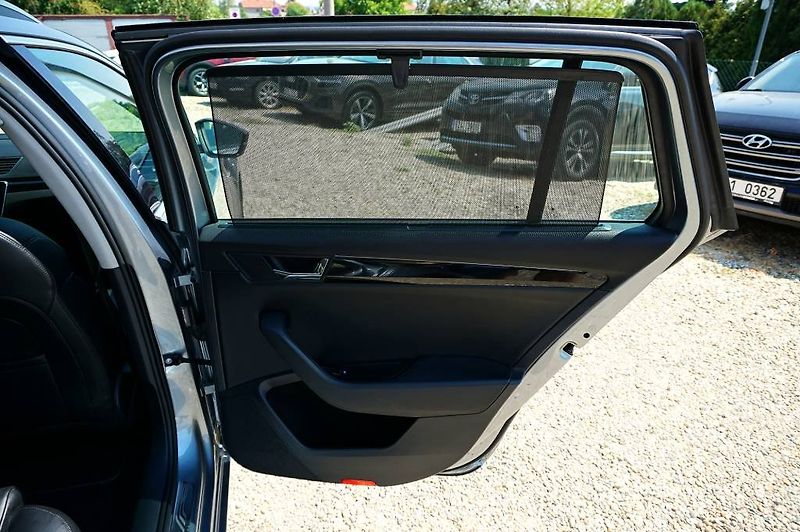 Škoda Superb (2017) L&K 2,0 TDI 140 kW - fotka 18 z 62