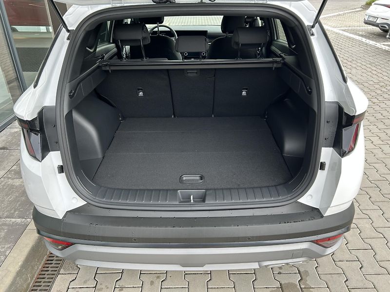 Hyundai Tucson 1,6T-GDI 110kW GO CZECH! FL - fotka 7 z 30
