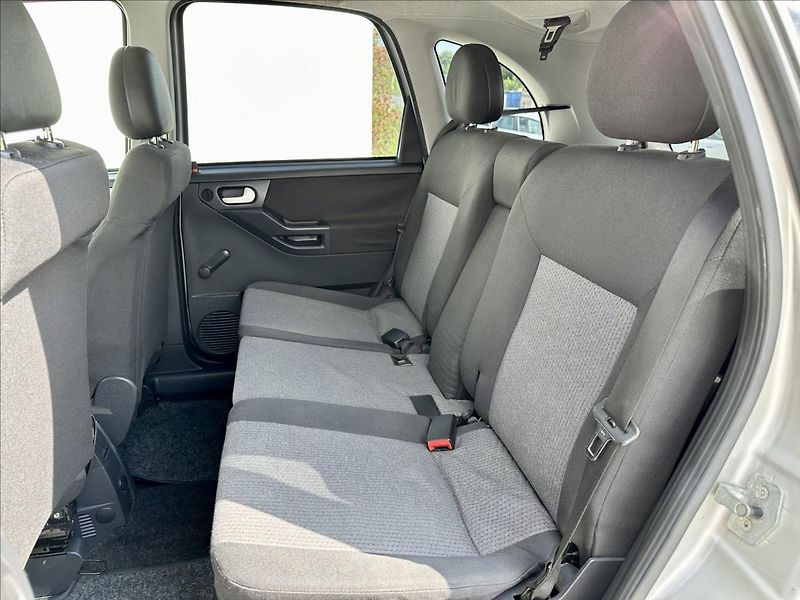 Opel Meriva 1,6 i CNG Klima Alu - fotka 22 z 30