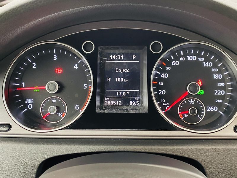 Volkswagen Passat 2,0 TDI DSG 125 kW 4Motion - fotka 11 z 26