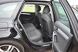 Audi A4 2,0 TDI S-LINE,NAVI,SERVISKA - náhled 12