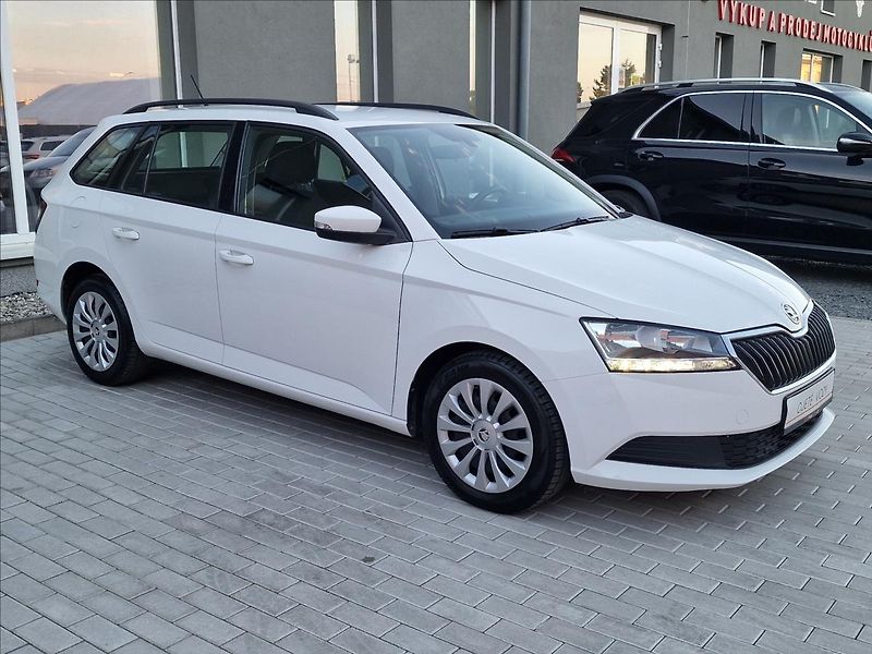 Škoda Fabia 1.0 TSI Combi Tour, ČR, 1.Maj - fotka 2 z 45