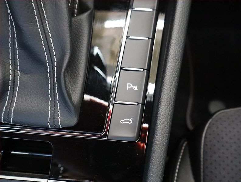 Škoda Superb (2018) Sportline 2.0 TDI, 4X4 - fotka 22 z 31