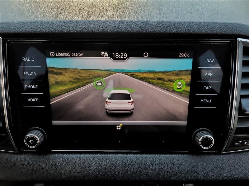 Škoda Karoq 1,0 Zálohováno !TSI,Style,TFT, - fotka 27 z 44
