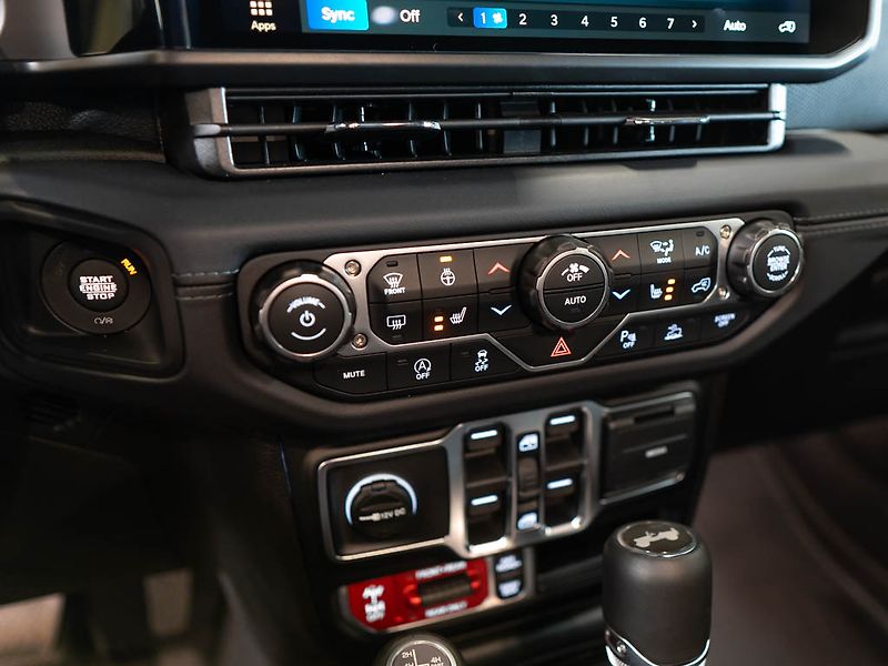 Jeep Wrangler (2026) 3.6 V6 Rubicon X, Naviják - fotka 26 z 35