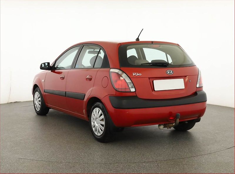 Kia Rio (2007) 1.4 16V, nová STK, Tažné - fotka 4 z 11