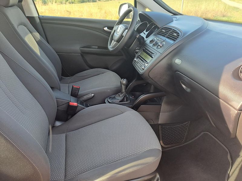 Seat Altea (2011) 1.2 TSi PĚKNÝ STAV, TAŽNÉ - fotka 13 z 29