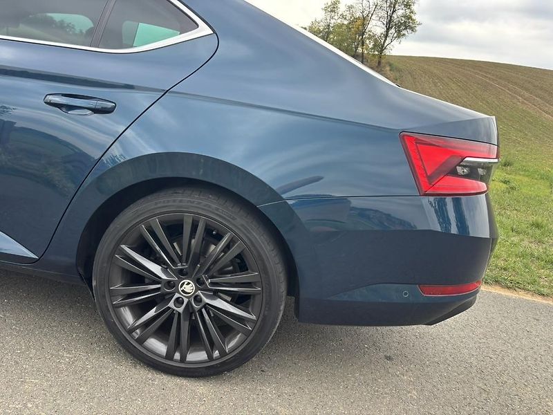 Škoda Superb (2023) - fotka 5 z 23