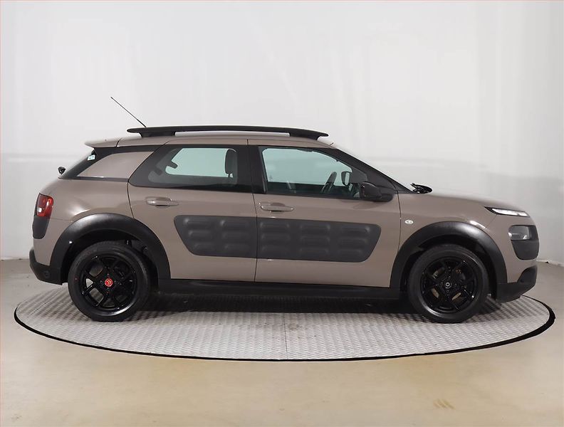 Citroën C4 Cactus (2017) 1.2 PureTech, LPG, Serv.kniha - fotka 6 z 22