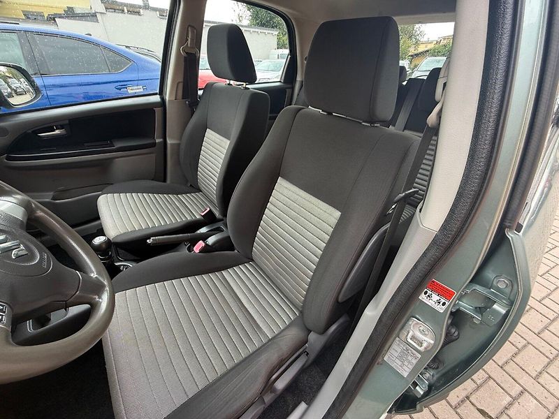 Suzuki SX4 (2013) 1.6 4X4 - fotka 7 z 13