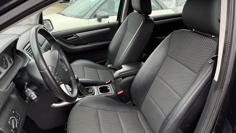 Mercedes-Benz Třídy B (2009) B180i 85kW *Klima*PDC* - fotka 9 z 22