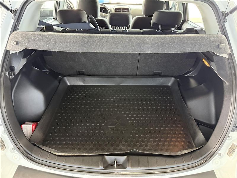Mitsubishi ASX 1,6   16V, 1.MAJITEL, SERVISKA - fotka 17 z 18