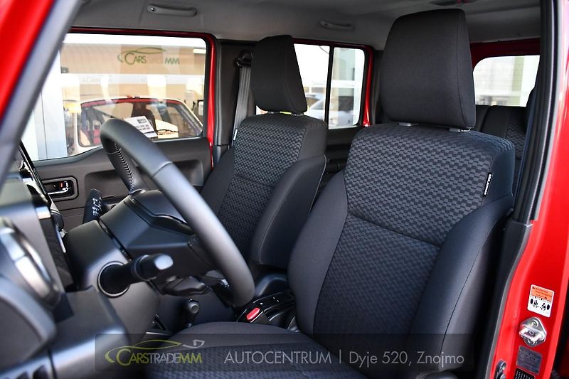 Suzuki Jimny 1,5 GLX AUTOMAT, 4X4 LONG - fotka 11 z 48