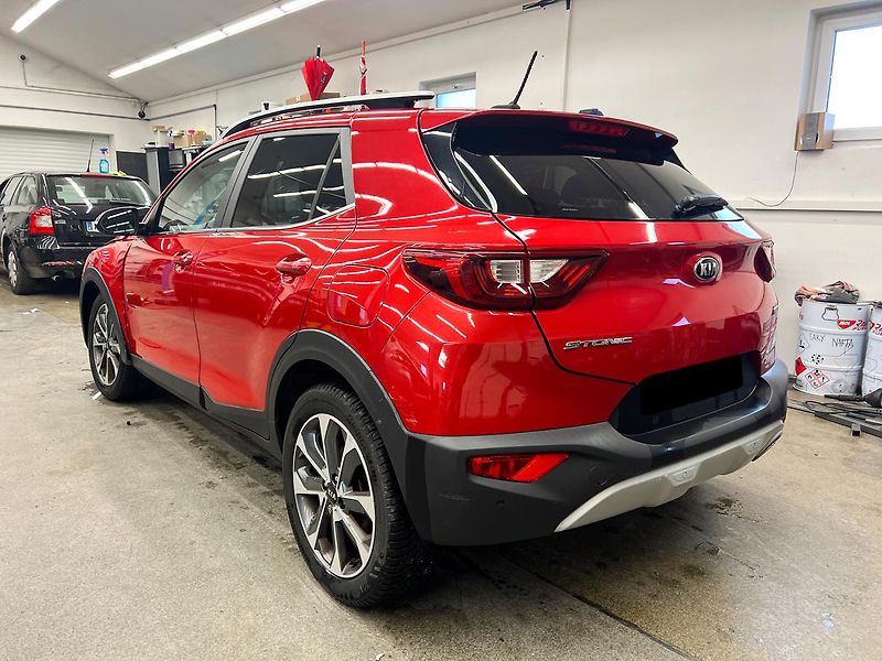 Kia Stonic 1.0 DGI  88kW - fotka 4 z 13