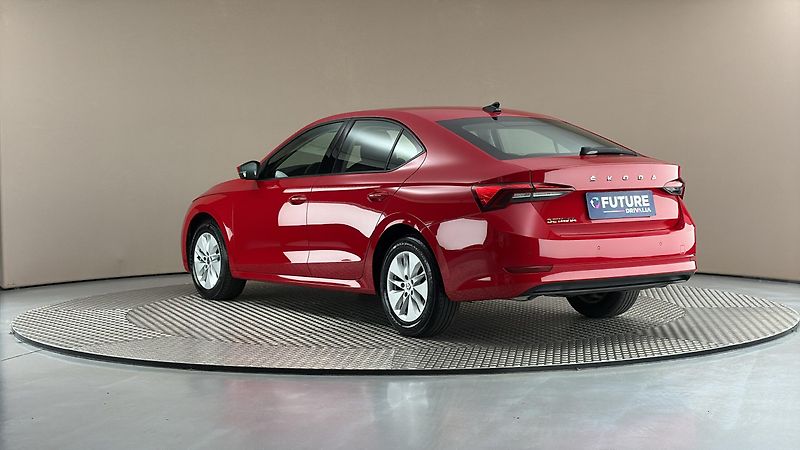 Škoda Octavia 1.5 TSI Ambition - fotka 2 z 24