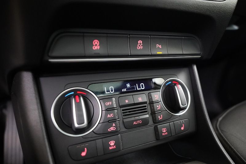 Audi Q3 - fotka 25 z 29