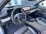 BMW Řada 5 540d xDrive Touring M-Sport - náhled 13