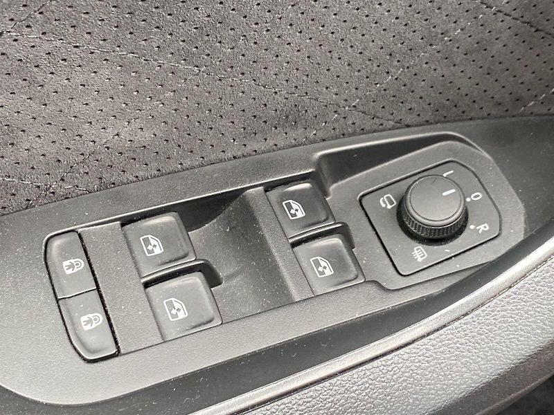 Škoda Kodiaq (2019) 2.0 TDI 4x4 DSG RS - fotka 21 z 37