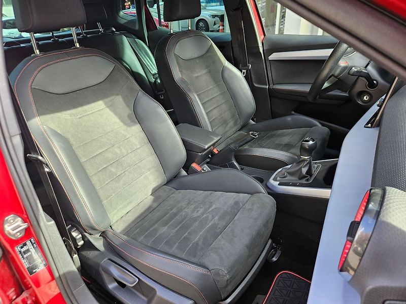 Seat Arona 1,0 TSI 81kW, FR, 1.maj., ČR - fotka 28 z 33